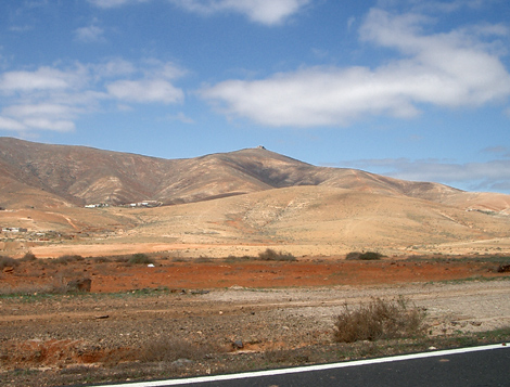 Der Mirador Morro Velosa schon von weitem - Fuerteventura