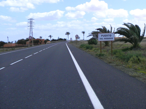 Ortseinfahrt Puerto del Rosario