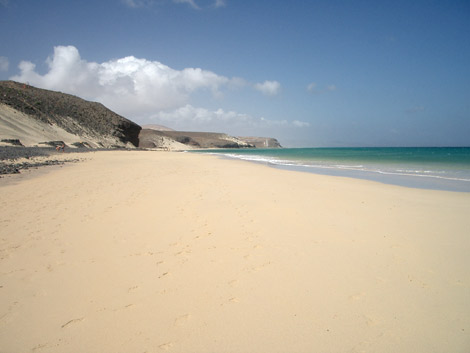 Mal Nombre beach